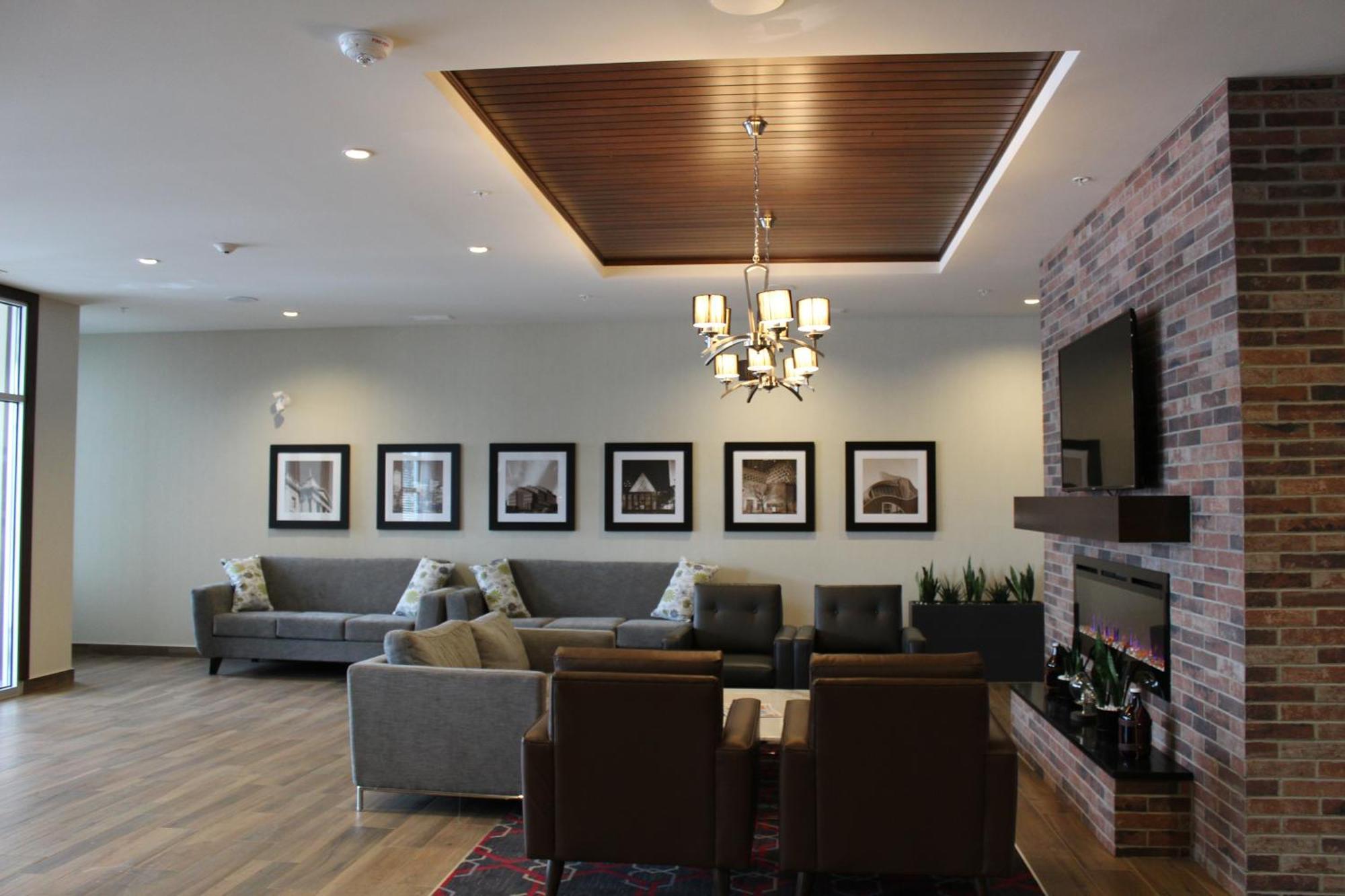 Four Points By Sheraton Edmonton West Zewnętrze zdjęcie